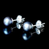 June Petite Cultured Pearl Stud Earrings - Presidential Brand (R)