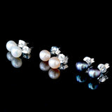 June Petite Cultured Pearl Stud Earrings - Presidential Brand (R)