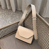 Womens Wide Strap Rectangular Crossbody Bag - Presidential Brand (R)