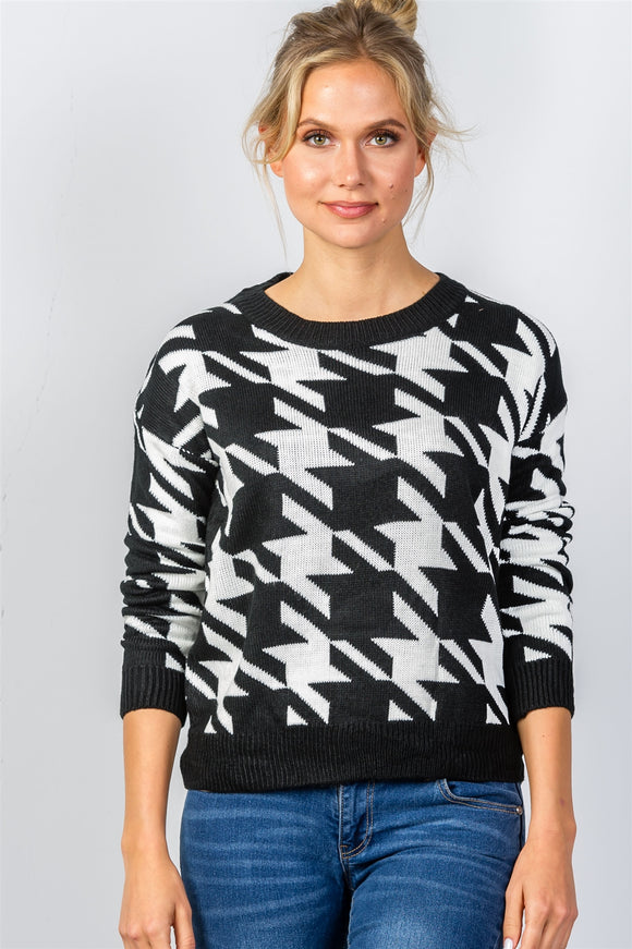 Ladies fashion round neckline geo print color block knit sweater - Presidential Brand (R)