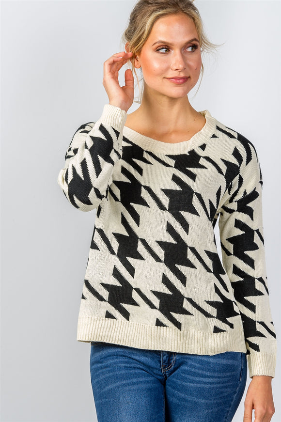 Ladies fashion round neckline geo print color block knit sweater - Presidential Brand (R)